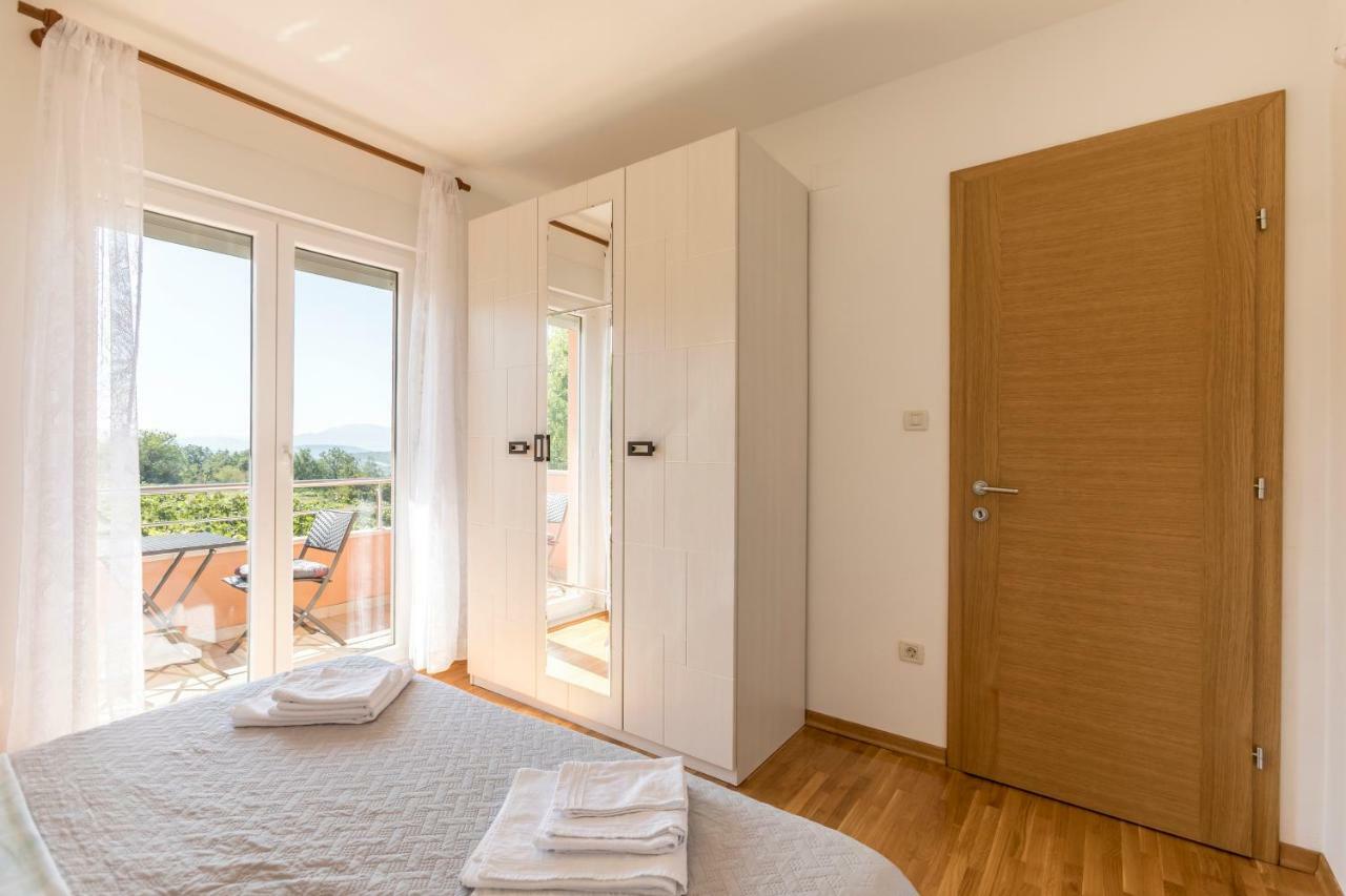 Villa Duje Триль Экстерьер фото
