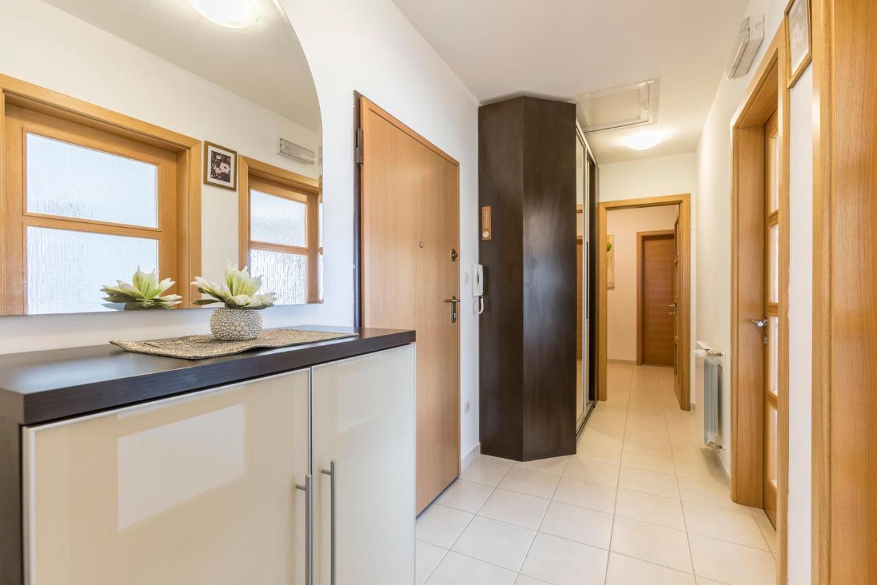 Villa Duje Триль Экстерьер фото